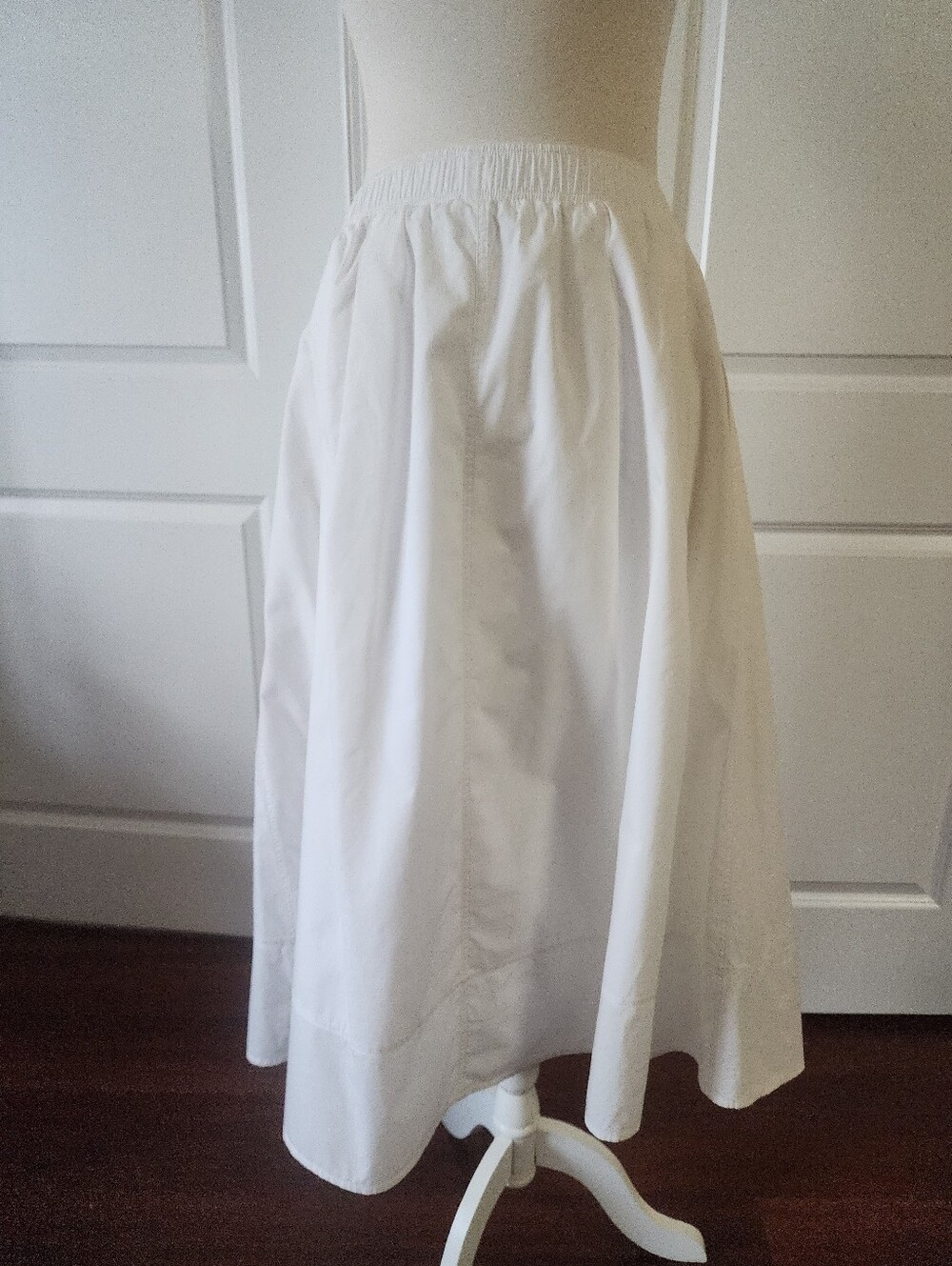 Sincerely Jules White Gathered Midi Skirt